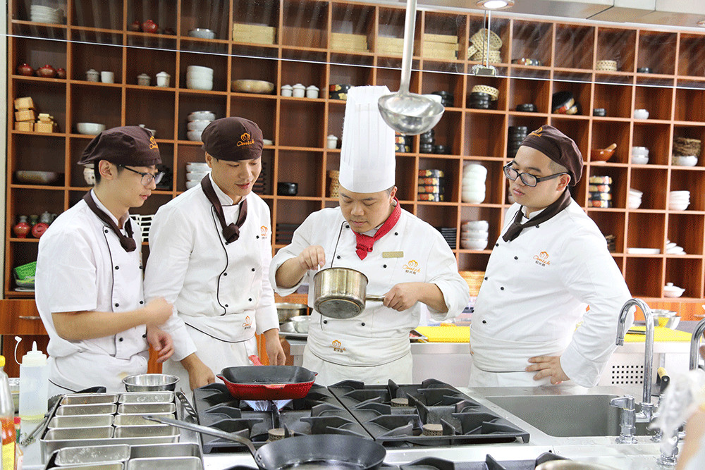 上海西餐学校——西餐行业发展之迅猛！